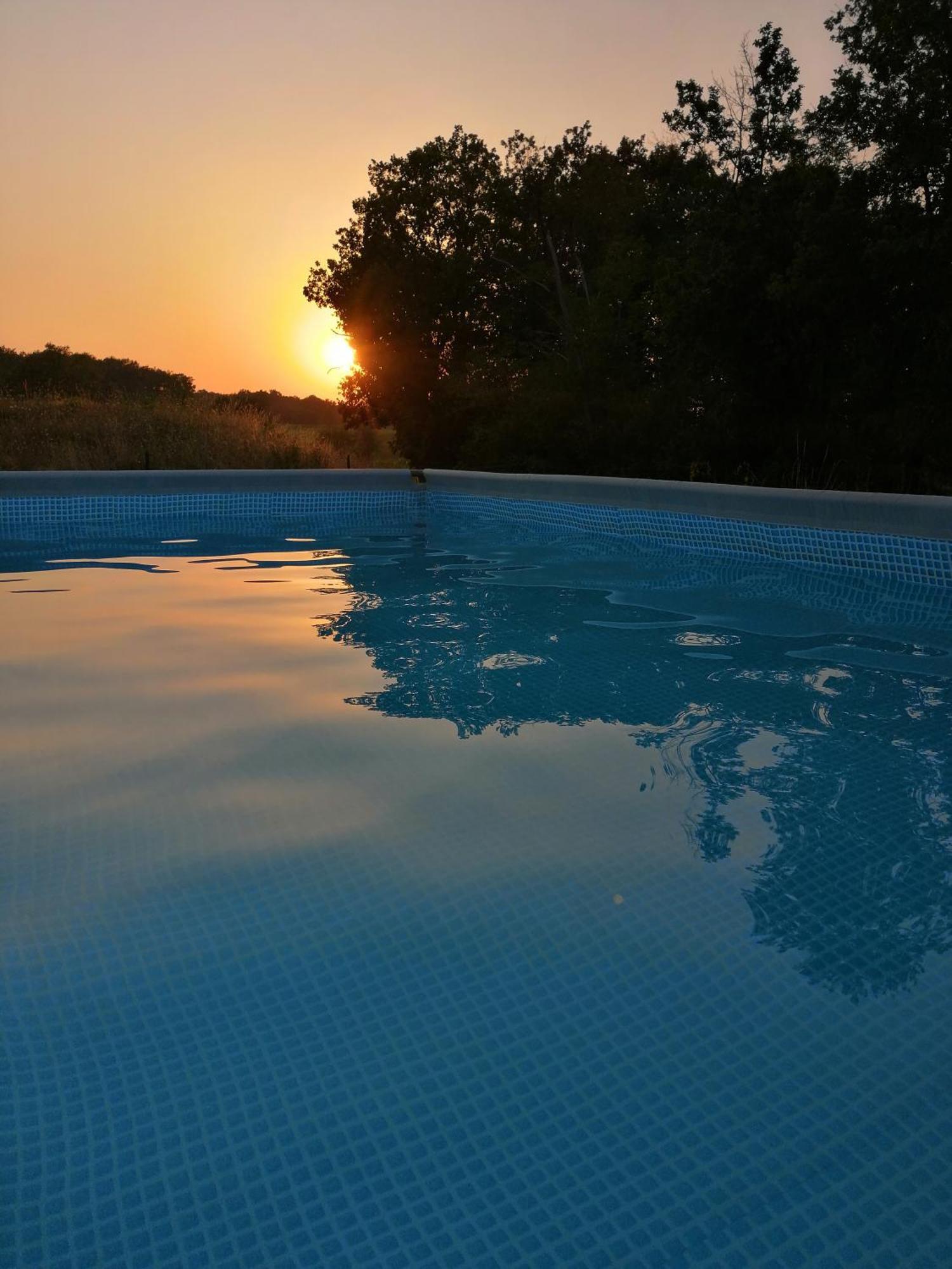 Bed and Breakfast Cocooning Au Saut Du Loup Lavergne  Zewnętrze zdjęcie