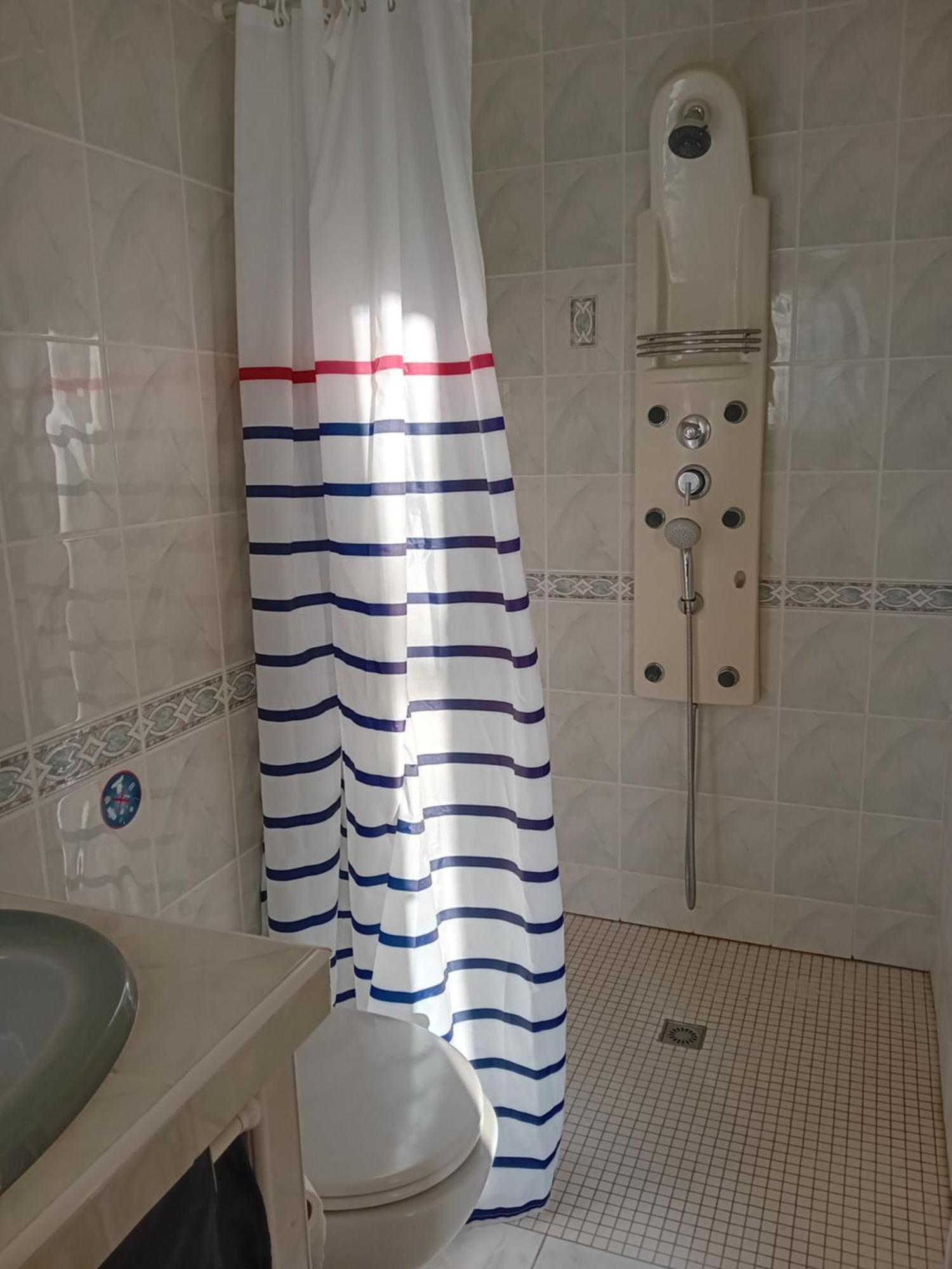 Bed and Breakfast Cocooning Au Saut Du Loup Lavergne  Zewnętrze zdjęcie